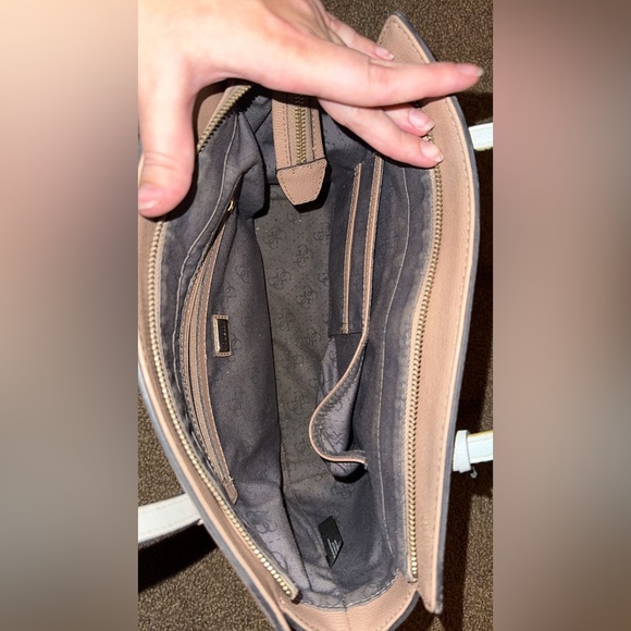 Guess Devyn Purse - Picture 3 of 3